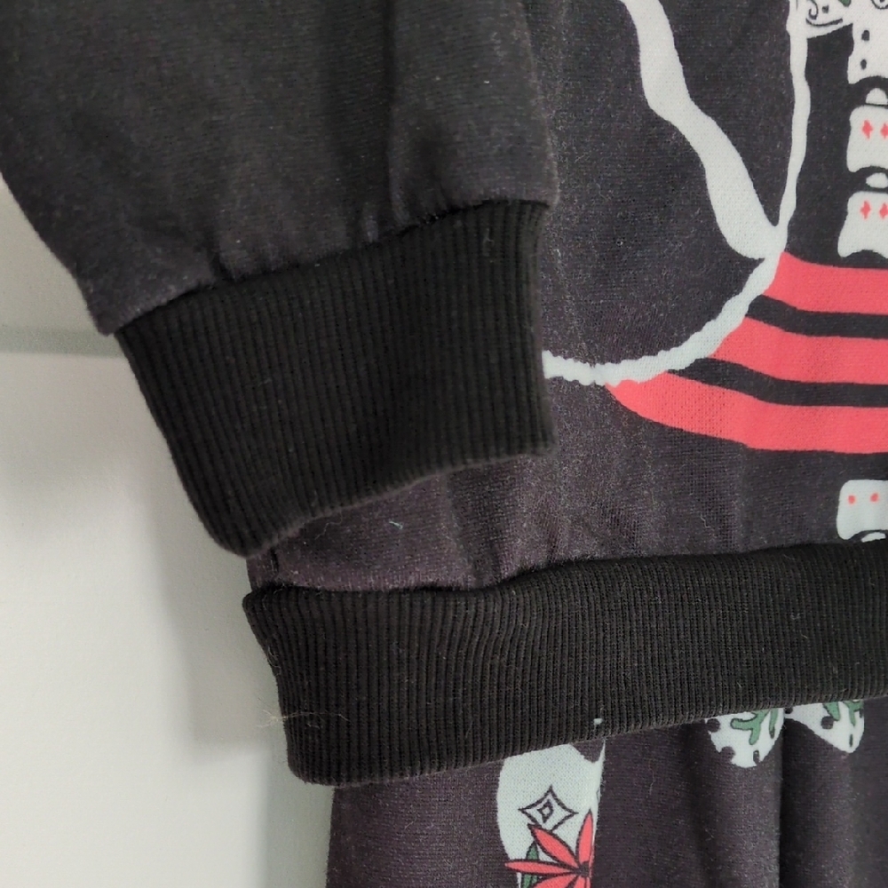 Matching Skeleton Set - Picture 3 of 5